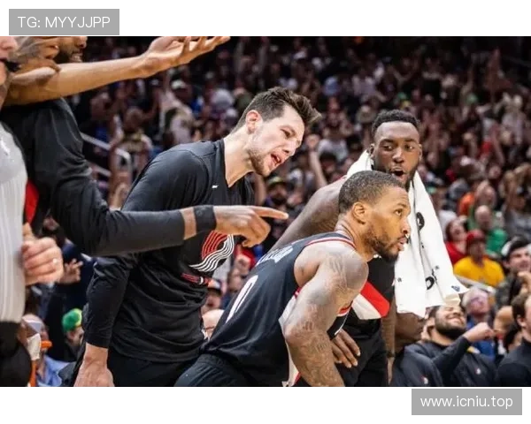 夏普26分开拓者惨负尼克斯